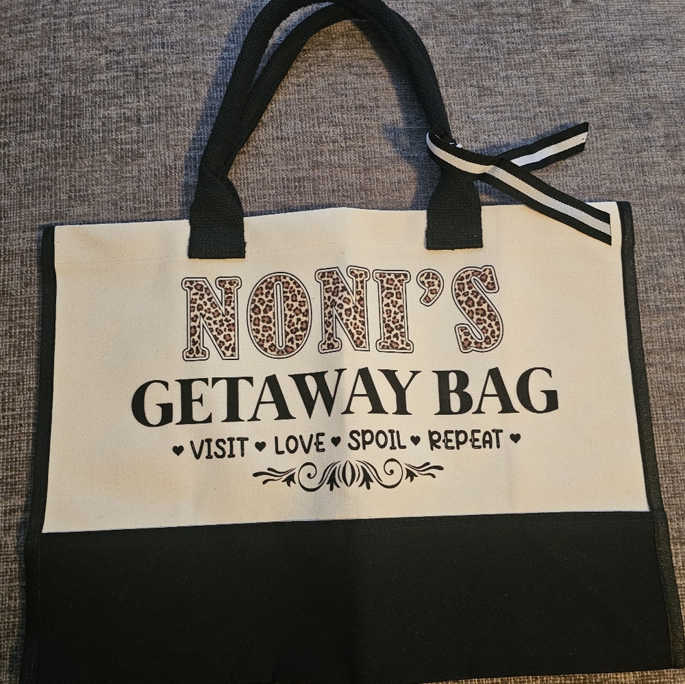 Getaway Bag NONI'S GETAWAY BAG ♡VISIT ♡ LOVE ♡ SPOIL ♡ REPEAT ♡